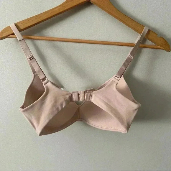 NWOT Wacoal How Perfect Wire Free T-Shirt Bra 32b - Picture 4 of 4